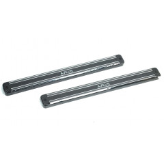 Брак Магнитная вешалка 1410 немножко надбит уголок