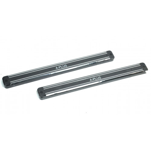 Брак Магнитная вешалка 1410 немножко надбит уголок