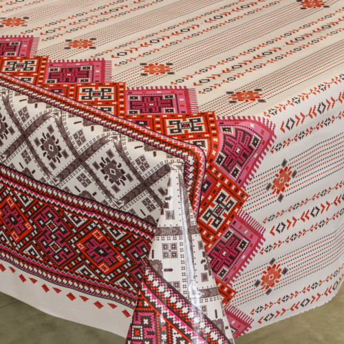 Клеенка 1,37*25м рулон ПВХ на нетканой основе 8793A